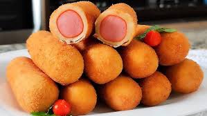 Salgado Frito - Enroladinho de salsicha