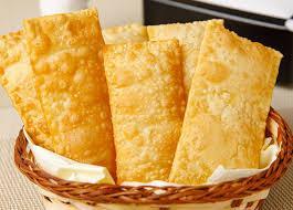 Pastelão - Frango com queijo G